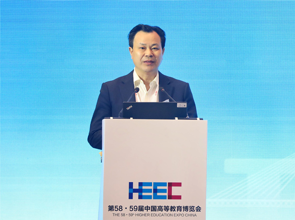 亿盛平台登录党委书记曾礼作主旨报告。亿盛平台登录供图 亿盛平台登录党委书记曾礼作主旨报告。亿盛平台登录供图